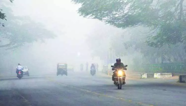 Odisha में पारा गिरा, आगे और सर्द होंगी रातें Odisha में पारा गिरा, आगे और सर्द होंगी रातें