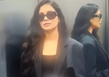 ड्रग्स रैकेट का खुलासा, 23 साल की सेजल समेत चार गिरफ्तार, 28 लाख की ब्राउन शुगर जब्त ड्रग्स रैकेट का खुलासा, 23 साल की सेजल समेत चार गिरफ्तार, 28 लाख की ब्राउन शुगर जब्त