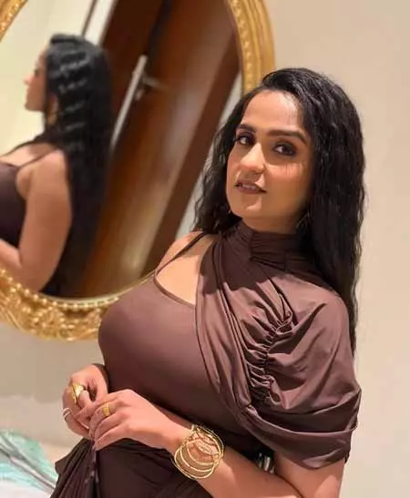 जस्सी वेड्स जस्सी का नया गाना इश्क ए देसी निस्वार्थ प्यार को समर्पित : असीस कौर जस्सी वेड्स जस्सी का नया गाना इश्क ए देसी निस्वार्थ प्यार को समर्पित : असीस कौर