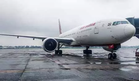 Air India ने उड़ानों में देरी को लेकर यात्रियों के लिए जारी किया अलर्ट Air India ने उड़ानों में देरी को लेकर यात्रियों के लिए जारी किया अलर्ट
