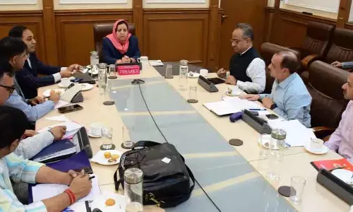सकीना ने Jammu में स्कूल शिक्षा विभाग के कामकाज की समीक्षा की सकीना ने Jammu में स्कूल शिक्षा विभाग के कामकाज की समीक्षा की