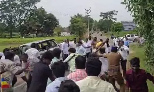 अंबुमणि के समर्थकों ने सेलम के पास PMK विधायक अरुल पर हमला किया; कार का शीशा टूटा: 9 घायल