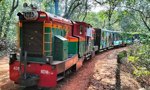 Maharashtra : मानसून के ब्रेक के बाद, माथेरान टॉय ट्रेन कल से फिर से शुरू होगी Maharashtra : मानसून के ब्रेक के बाद, माथेरान टॉय ट्रेन कल से फिर से शुरू होगी