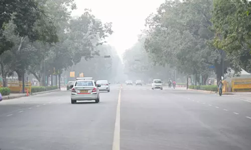 एनसीआर में बढ़ी ठंड, तापमान में लगातार गिरावट; तेज हवा से सुधरे हालात, एक्यूआई ऑरेंज जोन में
