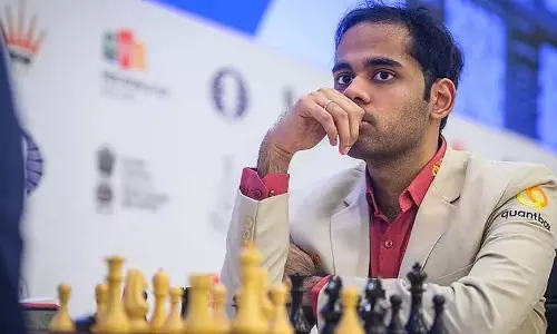 प्रणव वेंकटेश, अर्जुन एरिगैसी ने जीत हासिल की प्रणव वेंकटेश, अर्जुन एरिगैसी ने जीत हासिल की