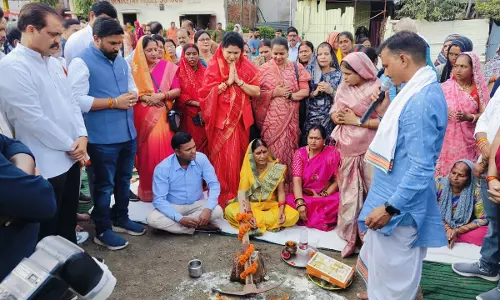 Bhopal: श्रीमती गौर ने विकास कार्यों की नींव रखी, भूमि-पूजन समारोह संपन्न