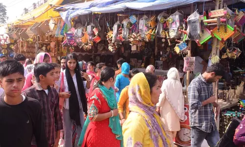 Yamunanagar जिले के कपाल मोचन मेले में 5.50 लाख श्रद्धालु पहुंचे Yamunanagar जिले के कपाल मोचन मेले में 5.50 लाख श्रद्धालु पहुंचे