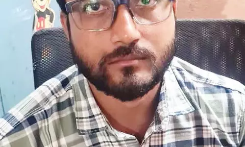 तुमकुर जिला कलेक्टर कार्यालय में रिश्वतखोरी: ग्राम प्रशासक मंजूनाथ गिरफ्तार तुमकुर जिला कलेक्टर कार्यालय में रिश्वतखोरी: ग्राम प्रशासक मंजूनाथ गिरफ्तार