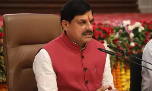 Bhopal: बिजली सर्कुलर पर विवाद बढ़ा, MP में मुख्यमंत्री ने लिया निर्णायक कदम Bhopal: बिजली सर्कुलर पर विवाद बढ़ा, MP में मुख्यमंत्री ने लिया निर्णायक कदम
