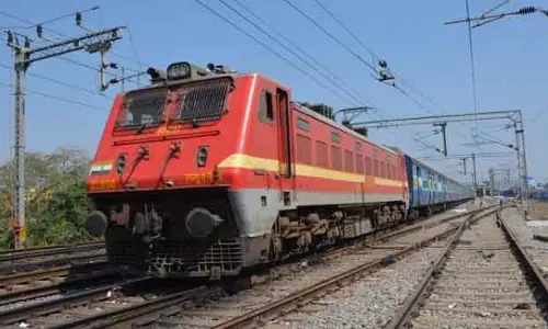 कार्तिक पूर्णिमा की भीड़ के लिए विशेष ट्रेनें