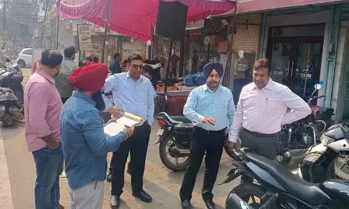 Ludhiana: खुले में कूड़ा डालने वालों पर सख्ती बरती, शहर में 50 से अधिक उल्लंघनकर्ताओं के चालान काटे