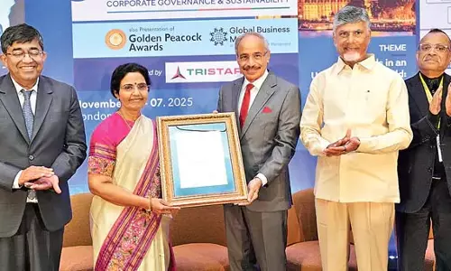 Andhra : नारा भुवनेश्वरी को डिस्टिंग्विश्ड फेलोशिप-2025 पुरस्कार से सम्मानित किया
