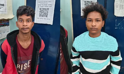 लूट के दो आरोपियों को किया गिरफ्तार, पुलिस ने भेजा जेल लूट के दो आरोपियों को किया गिरफ्तार, पुलिस ने भेजा जेल