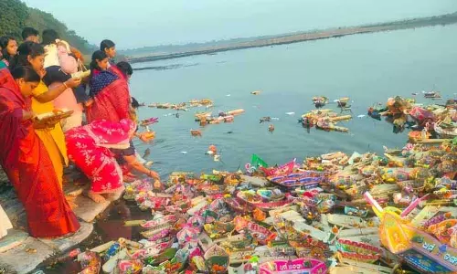 कार्तिक पूर्णिमा पर बोइता बंदना उत्सव के साथ Odisha जीवंत हो उठा