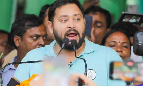 Bihar चुनाव के पहले चरण में हाई-प्रोफाइल उम्मीदवार अपनी किस्मत आजमा रहे Bihar चुनाव के पहले चरण में हाई-प्रोफाइल उम्मीदवार अपनी किस्मत आजमा रहे