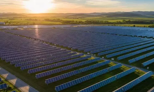 Emmvee Photovoltaic Power 11 नवंबर को 2,900 करोड़ रुपये का आईपीओ पेश करेगी