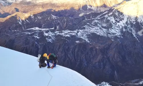 Sikkim : एसएमए सिक्किम के अनछुए पहाड़ों की ओर ध्यान आकर्षित करता है Sikkim : एसएमए सिक्किम के अनछुए पहाड़ों की ओर ध्यान आकर्षित करता है