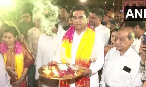 मंत्री कपिल मिश्रा ने वासुदेव घाट पर आयोजित देव दीपावली कार्यक्रम में लिया भाग मंत्री कपिल मिश्रा ने वासुदेव घाट पर आयोजित देव दीपावली कार्यक्रम में लिया भाग