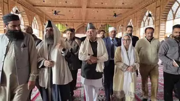 Kashmir ‘भारत का ताज’: आरिफ मोहम्मद खान Kashmir ‘भारत का ताज’: आरिफ मोहम्मद खान
