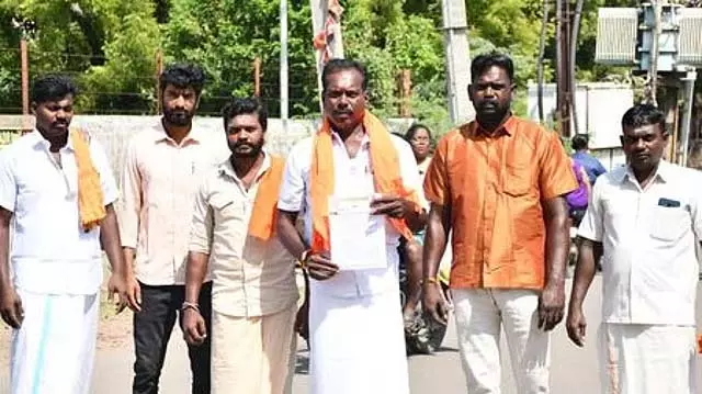 Tamil Nadu : थिरुपरनकुंड्रम पहाड़ी लैंप पोस्ट पर महा दीपम जलाने का अनुरोध Tamil Nadu : थिरुपरनकुंड्रम पहाड़ी लैंप पोस्ट पर महा दीपम जलाने का अनुरोध