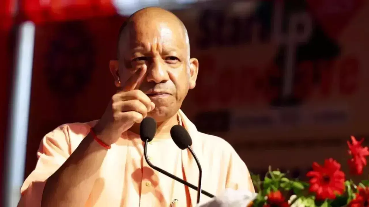 Gayaji: लालू के शासन में बिहार बना अपराध की राजधानी: सीएम योगी का आरोप Gayaji: लालू के शासन में बिहार बना अपराध की राजधानी: सीएम योगी का आरोप