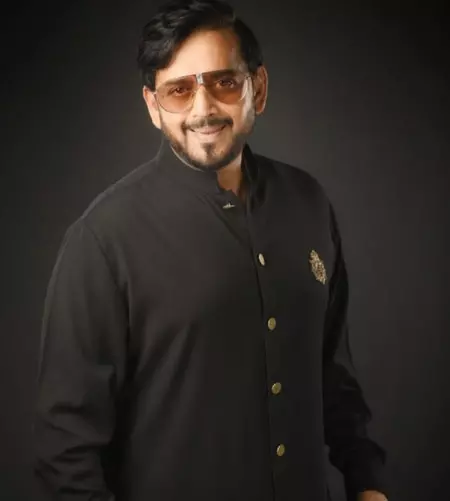 बिहार चुनाव: रवि किशन ने जनता से की मतदान की अपील बिहार चुनाव: रवि किशन ने जनता से की मतदान की अपील
