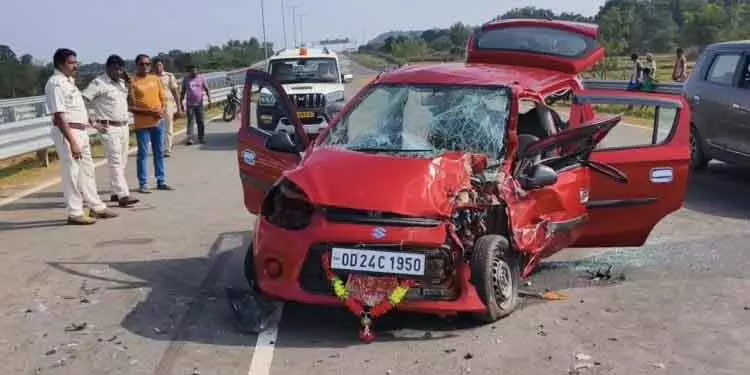 Nabarangpur टक्कर में वनकर्मी की मौत, 3 घायल Nabarangpur टक्कर में वनकर्मी की मौत, 3 घायल
