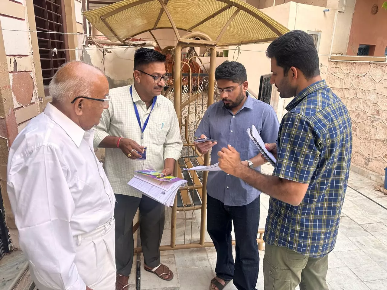 Barmer: मतदाता सूची सुधार कार्यक्रम, IAS ने अधिकारियों को दिया सख्त संदेश Barmer: मतदाता सूची सुधार कार्यक्रम, IAS ने अधिकारियों को दिया सख्त संदेश