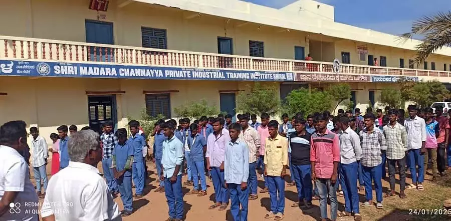 मदारा चन्नैया इंडस्ट्रियल ट्रेनिंग इंस्टीट्यूट के छात्रों ने विदेश में भी अपनी पहचान बनाई मदारा चन्नैया इंडस्ट्रियल ट्रेनिंग इंस्टीट्यूट के छात्रों ने विदेश में भी अपनी पहचान बनाई