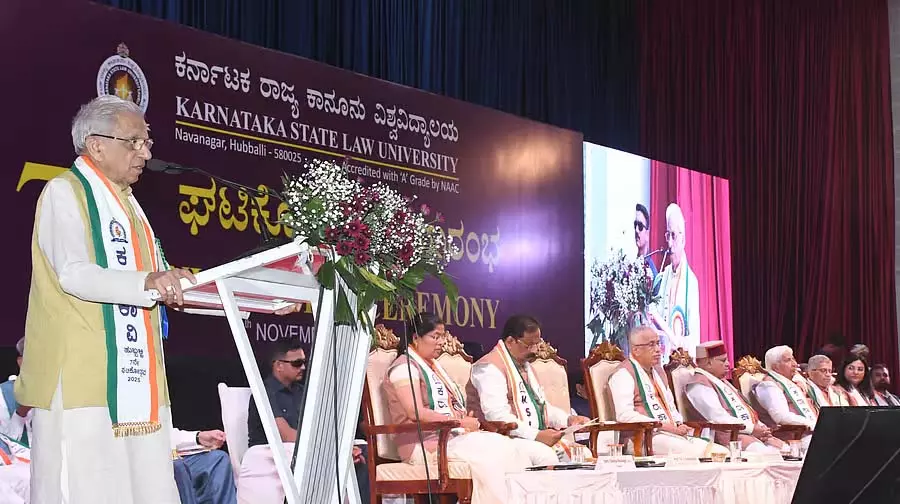AI का इस्तेमाल, डिजिटल साक्षरता ज़रूरी है: जस्टिस शिवराज वी. पाटिल AI का इस्तेमाल, डिजिटल साक्षरता ज़रूरी है: जस्टिस शिवराज वी. पाटिल