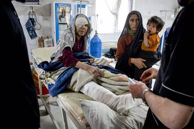 Afghanistan भूकंप पीड़ितों की मदद के लिए किंग सलमान रिलीफ सेंटर आगे आया Afghanistan भूकंप पीड़ितों की मदद के लिए किंग सलमान रिलीफ सेंटर आगे आया