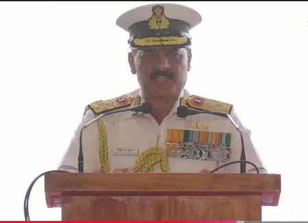 आईएनएस इक्षक की कमीशनिंग, आत्मनिर्भर भारत का साकार उदाहरण: नौसेना प्रमुख आईएनएस इक्षक की कमीशनिंग, आत्मनिर्भर भारत का साकार उदाहरण: नौसेना प्रमुख