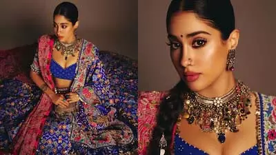 Janhvi Kapoor ने दोस्त की मेहंदी में पेश किया रंगीन और पारंपरिक लुक Janhvi Kapoor ने दोस्त की मेहंदी में पेश किया रंगीन और पारंपरिक लुक