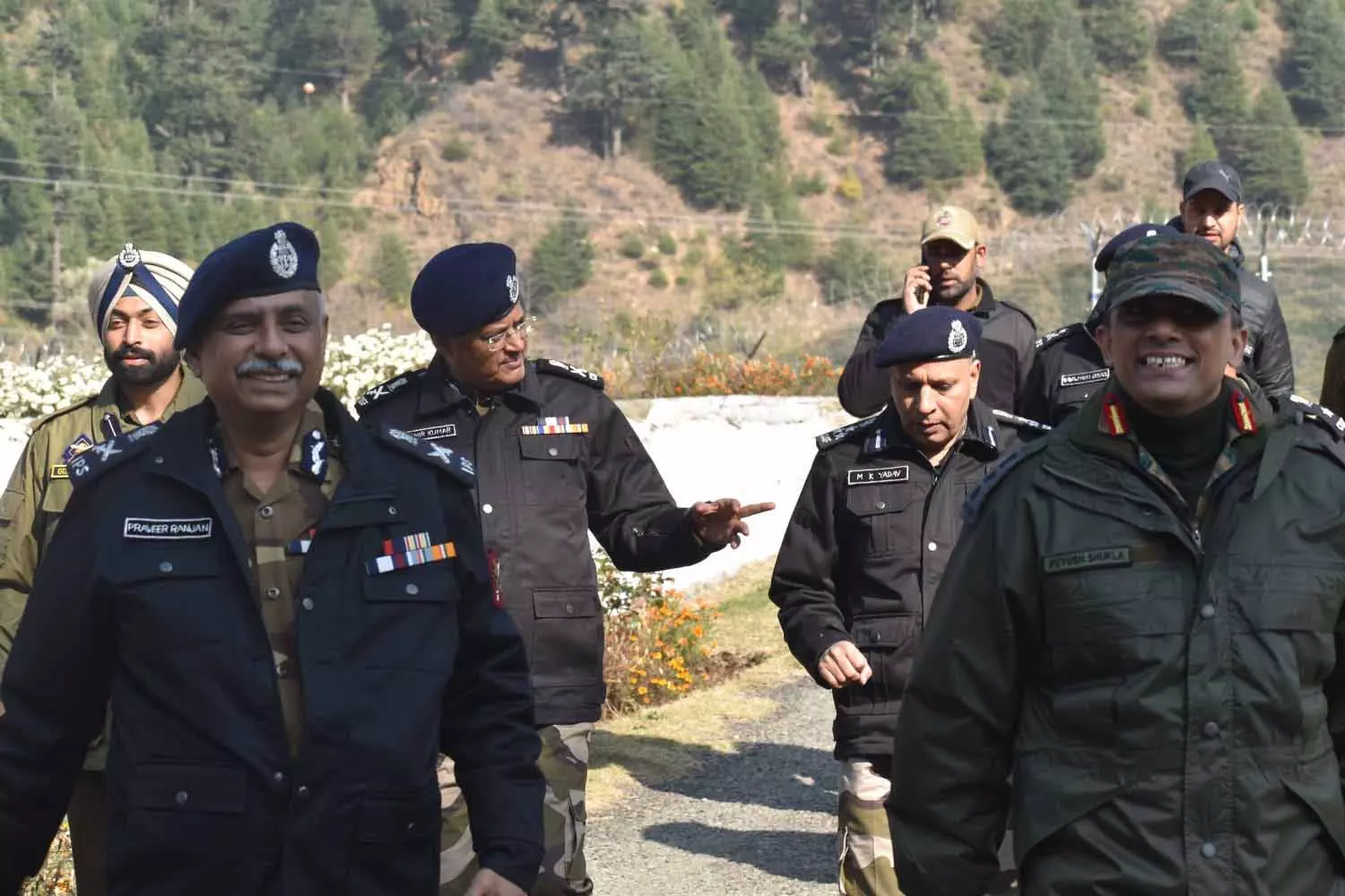 DG CISF प्रवीर रंजन ने उरी UHEP-I में सुरक्षा समीक्षा की DG CISF प्रवीर रंजन ने उरी UHEP-I में सुरक्षा समीक्षा की