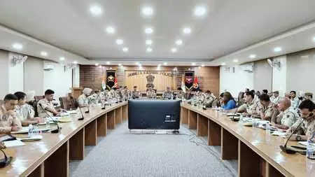SSP की अपराध एवं सुरक्षा समीक्षा बैठक, गुणवत्ता जांच और जीरो टॉलरेंस पर जोर SSP की अपराध एवं सुरक्षा समीक्षा बैठक, गुणवत्ता जांच और जीरो टॉलरेंस पर जोर