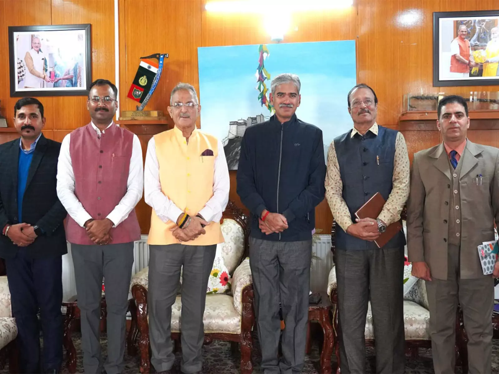 उपराज्यपाल कविंदर गुप्ता ने लद्दाखी युवाओं से कौशल और क्षमता निर्माण की पहल करने का किया आग्रह उपराज्यपाल कविंदर गुप्ता ने लद्दाखी युवाओं से कौशल और क्षमता निर्माण की पहल करने का किया आग्रह