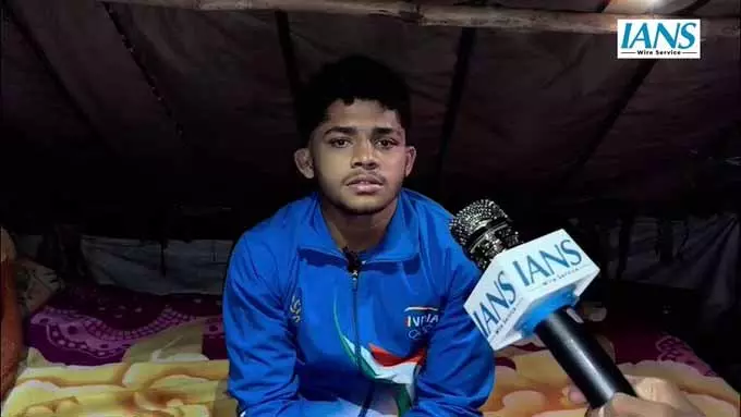 एशियाई यूथ रेस्लिंग चैंपियन सनी फुलमली ने साझा की सफलता की कहानी एशियाई यूथ रेस्लिंग चैंपियन सनी फुलमली ने साझा की सफलता की कहानी