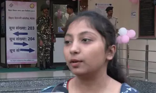 बिहार में वोटर्स बोले, मताधिकार का इस्तेमाल करना गर्व की बात बिहार में वोटर्स बोले, मताधिकार का इस्तेमाल करना गर्व की बात
