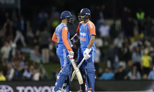भारत बनाम ऑस्ट्रेलिया: क्वींसलैंड में सीरीज का चौथा मैच, बढ़त हासिल करने उतरेंगी दोनों टीमें भारत बनाम ऑस्ट्रेलिया: क्वींसलैंड में सीरीज का चौथा मैच, बढ़त हासिल करने उतरेंगी दोनों टीमें