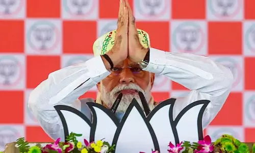 वोटिंग के बाद ही नाश्ता : मोदी ने बिहार के लोगों का अभिवादन किया