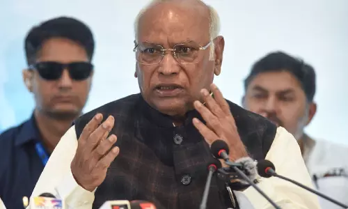 खड़गे का हमला – बिहार की जनता ‘अवसरवादी शासकों’ को दे करारा जवाब
