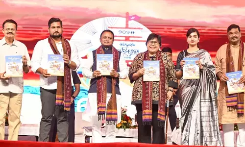 CM ने कटक बाली यात्रा के लिए सरकारी सहायता में बढ़ोतरी की घोषणा की CM ने कटक बाली यात्रा के लिए सरकारी सहायता में बढ़ोतरी की घोषणा की