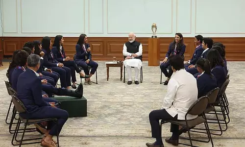 New Delhi: पीएम मोदी ने वर्ल्ड कप जीतने वाले खिलाड़ियों से बातचीत की New Delhi: पीएम मोदी ने वर्ल्ड कप जीतने वाले खिलाड़ियों से बातचीत की