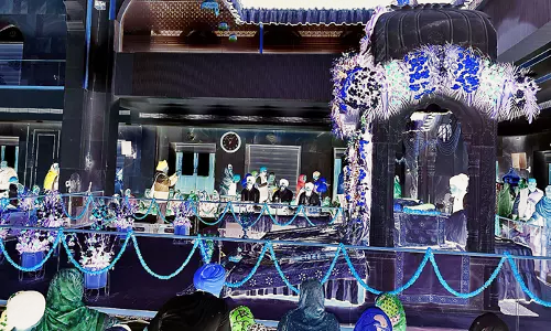 Shimla: शिमला के गुरुद्वारों में उमड़ा श्रद्धालुओं का सैलाब, मना प्रकाश पर्व Shimla: शिमला के गुरुद्वारों में उमड़ा श्रद्धालुओं का सैलाब, मना प्रकाश पर्व