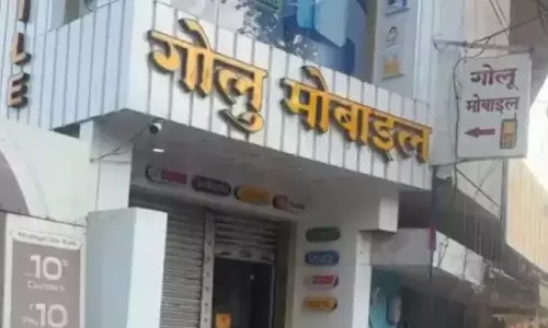 मोबाइल शॉप में 25 लाख की चोरी, दीवार छेदकर वारदात