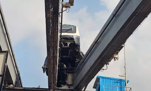 Mumbai मेट्रो अथॉरिटी ने ट्रायल के दौरान वडाला में मोनोरेल के पटरी से उतरने पर सफाई दी Mumbai मेट्रो अथॉरिटी ने ट्रायल के दौरान वडाला में मोनोरेल के पटरी से उतरने पर सफाई दी