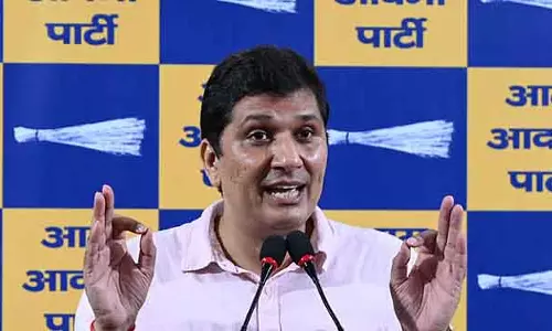 AAP ने भाजपा पर AQI आंकड़ों में हेराफेरी का आरोप लगाया, भाजपा ने किया पलटवार