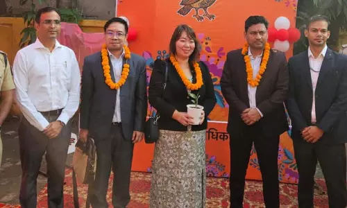Bihar में चुनाव आयोग की ‘अभूतपूर्व’ व्यवस्था से प्रभावित हुए सात देशों के प्रतिनिधि Bihar में चुनाव आयोग की ‘अभूतपूर्व’ व्यवस्था से प्रभावित हुए सात देशों के प्रतिनिधि