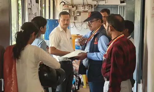 अवैधता, कर्तव्य में लापरवाही: लोकायुक्त ने 8 डिप्टी रजिस्ट्रार के ऑफिसों पर छापा मारा अवैधता, कर्तव्य में लापरवाही: लोकायुक्त ने 8 डिप्टी रजिस्ट्रार के ऑफिसों पर छापा मारा