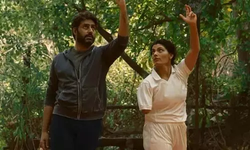 भारतीय महिला क्रिकेट टीम की जीत के बीच Ghoomer के दोबारा रिलीज़ होने पर सैयामी खेर भारतीय महिला क्रिकेट टीम की जीत के बीच Ghoomer के दोबारा रिलीज़ होने पर सैयामी खेर